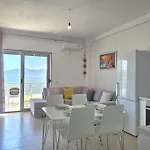 Panorama View In - 271 - Happy * Sarandë